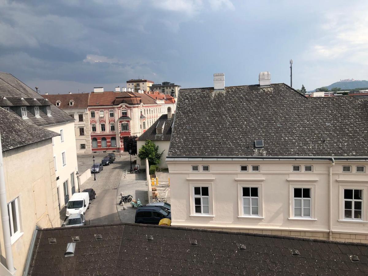 Loft Dachsberg Apartment Krems an der Donau Bagian luar foto