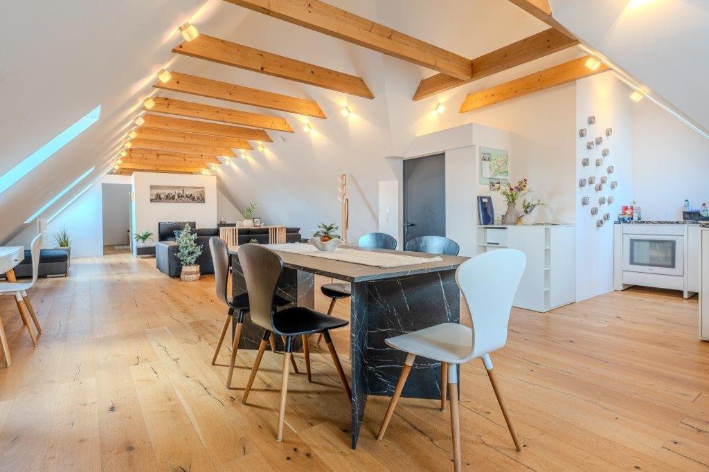 Loft Dachsberg Apartment Krems an der Donau Bagian luar foto