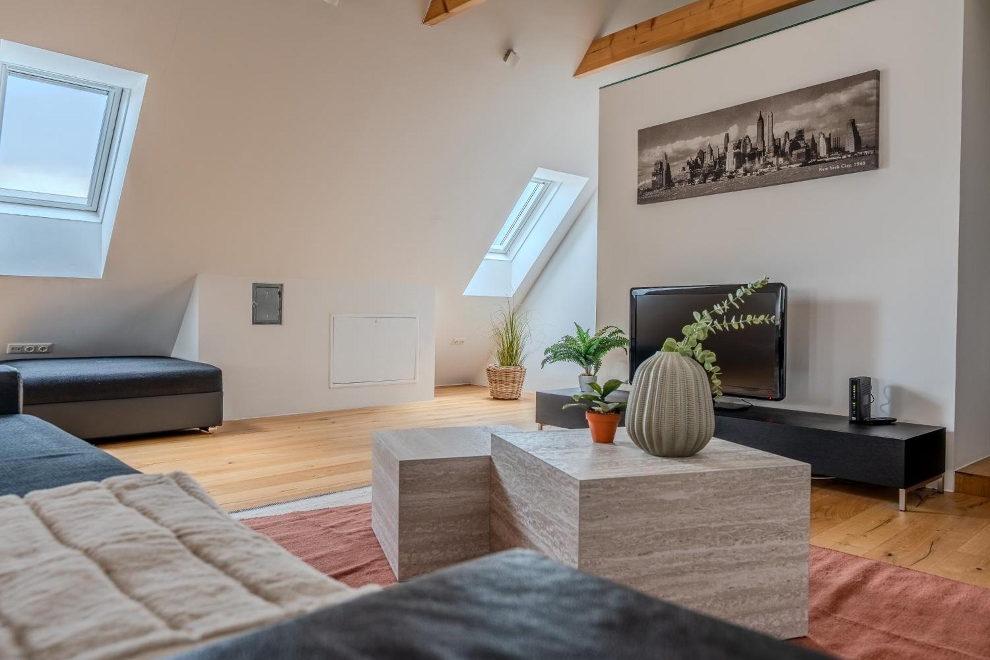 Loft Dachsberg Apartment Krems an der Donau Bagian luar foto